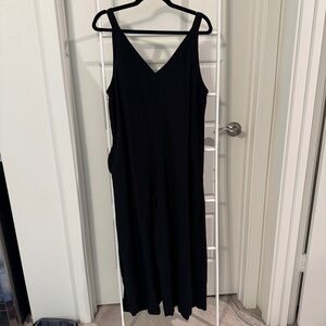 Uniqlo Black Sleeveless Jumpsuit